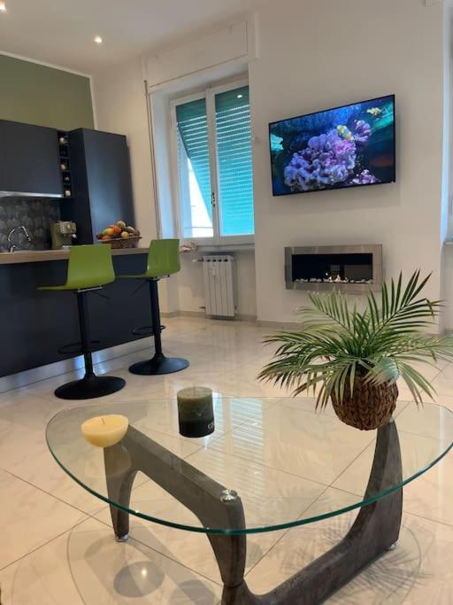 Orizzonte 5 Terre, Viale Italia 221 - Partenza Battelli 5 Terre Специя Екстериор снимка